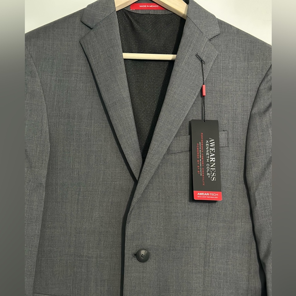 Kenneth Cole Awearness Slim Fit Suit Jacket. NEW with Tags! Size 38S. Dark Gray.